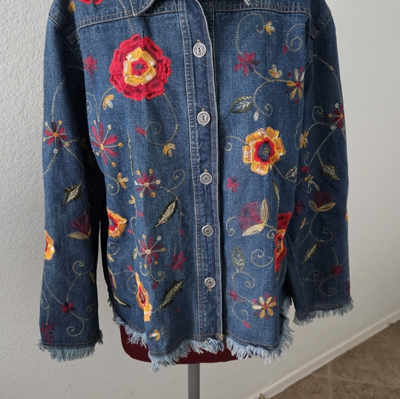 Chico's Floral Embroidered Jean Jacket - Blue and Red SZ 3 - Picture 7 of 9